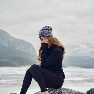 Meet your Posher, Eva